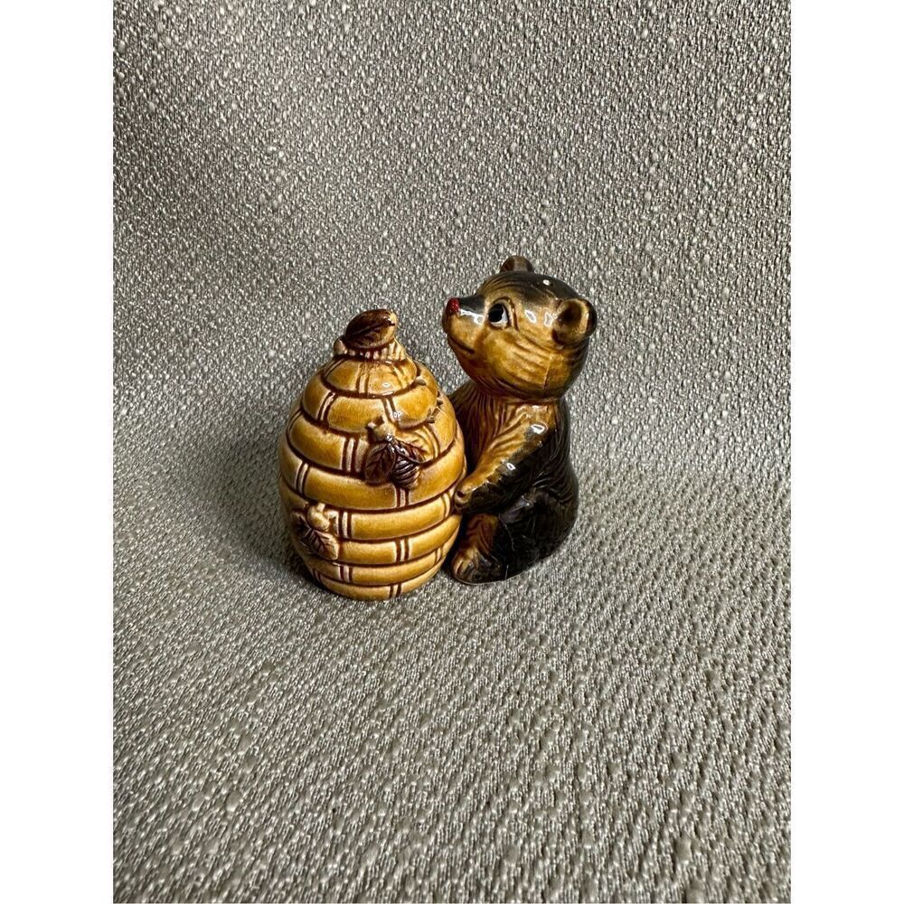 Vintage Japan Salt and Pepper Shakers Bear Beehive Brown Honey Pot Bees Ceramic